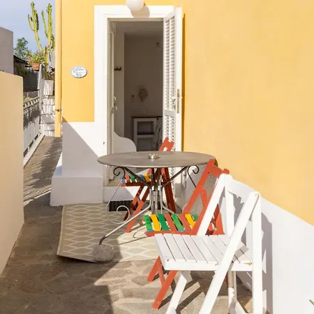 Hotiday Scogliera Aparthotel Ponza